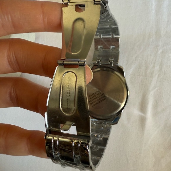 Silver and Gold Men's Watch - Picture 3 of 3